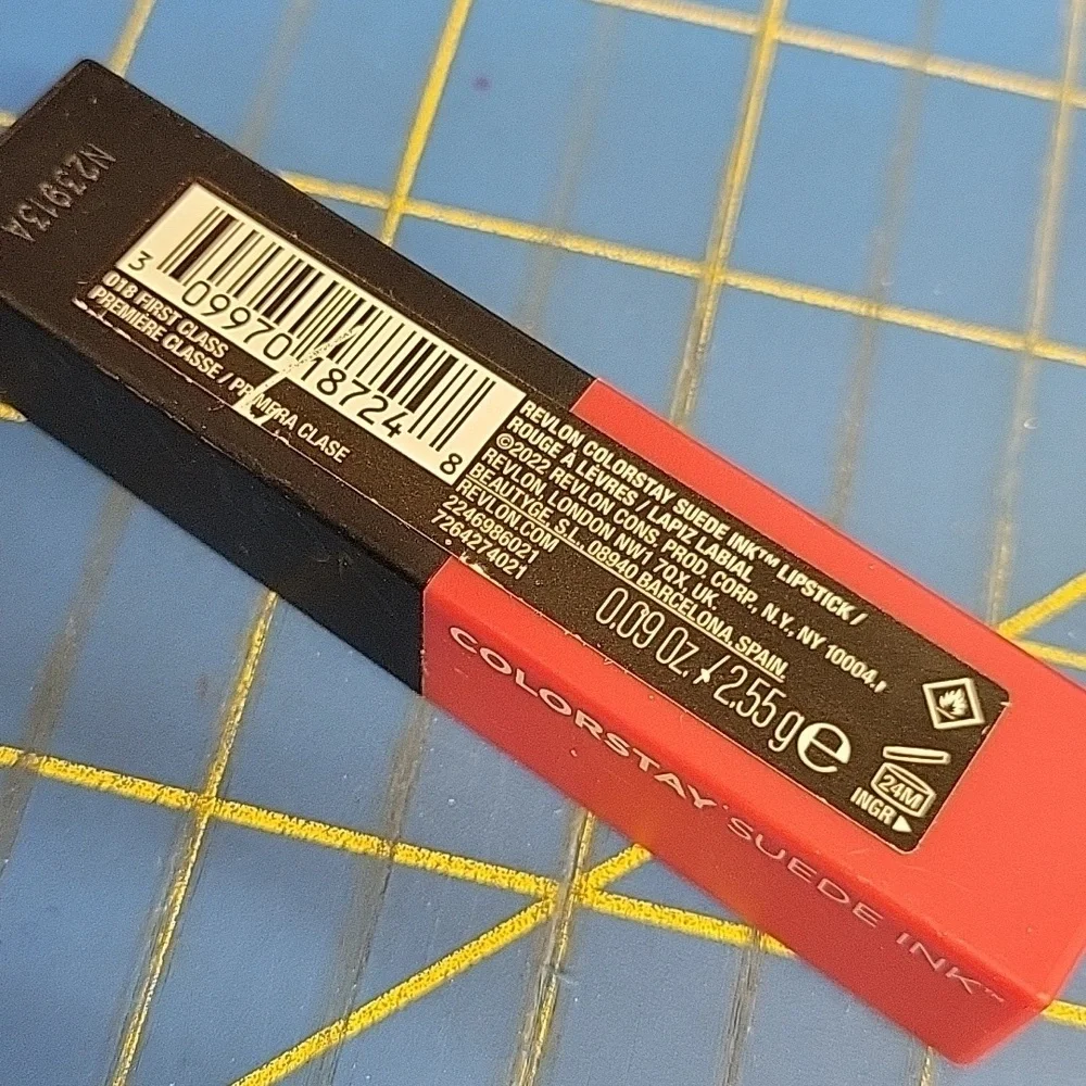 Revlon ColorStay Suede Ink Lipstick - Bold Red First Class 2.55g New Sealed Tube
